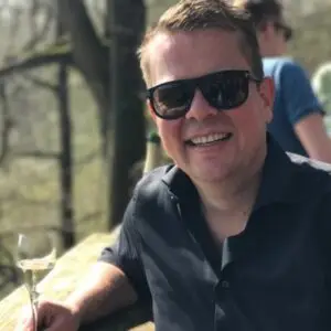 Klaas van der Hout Klaas van der Hout